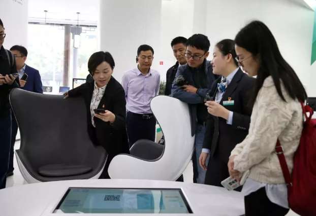 刷臉支付代理：為未來銀行網(wǎng)點(diǎn)實(shí)現(xiàn)語(yǔ)音、刷臉和無感支付落地